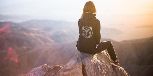 Softshelljacke richtig pflegen - so entfernst Du alle Flecken